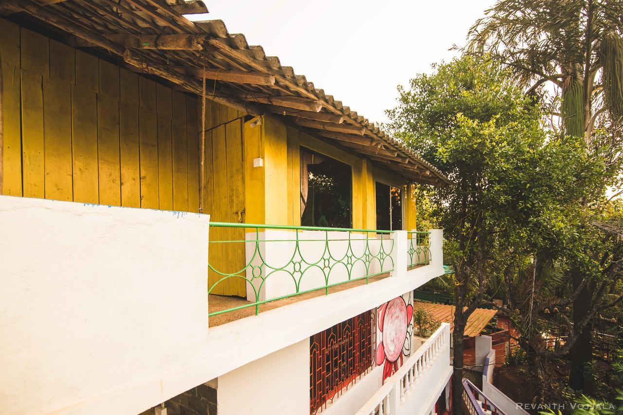 Arambol By Roadhouse Hostels, Goa Bagian luar foto