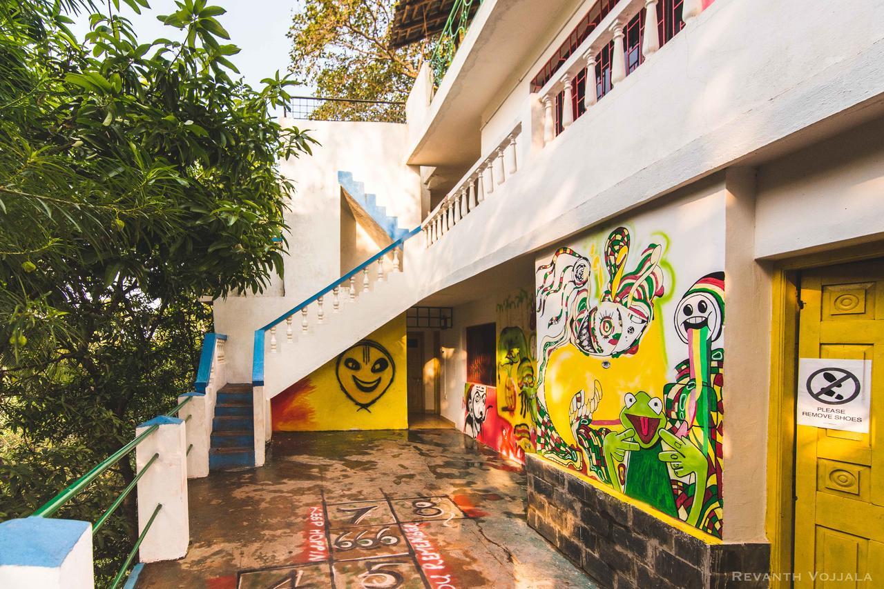 Arambol By Roadhouse Hostels, Goa Bagian luar foto